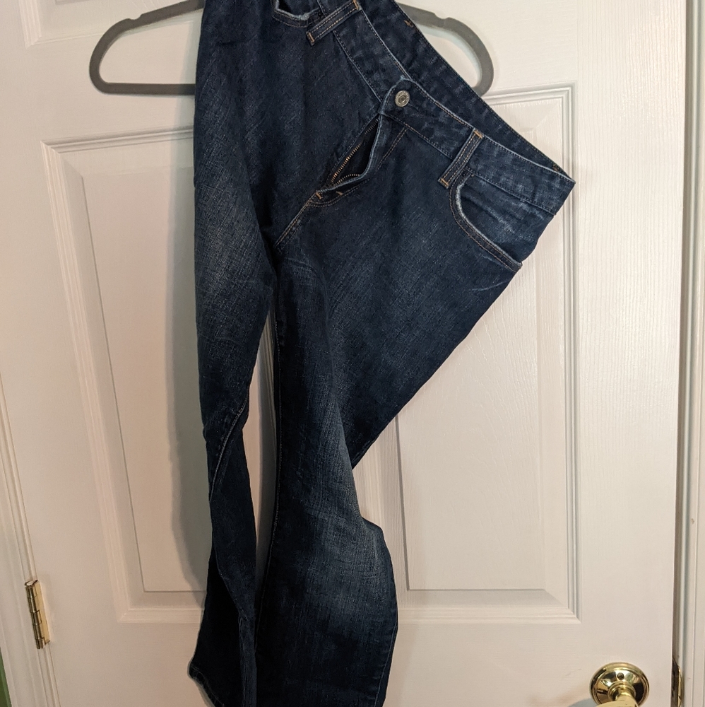 Levi's 552, mid rise size 12